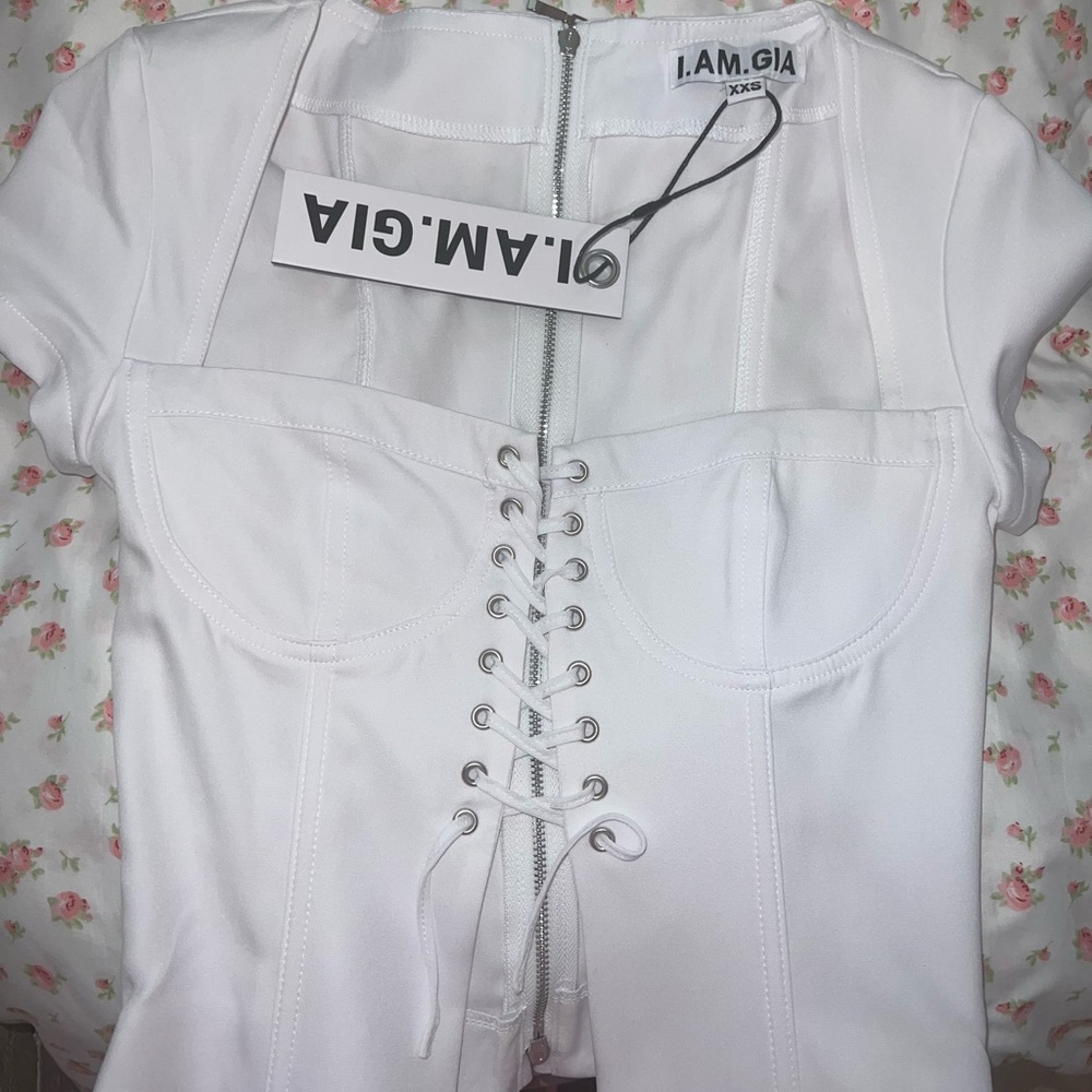 iamgia crop top size xxs!